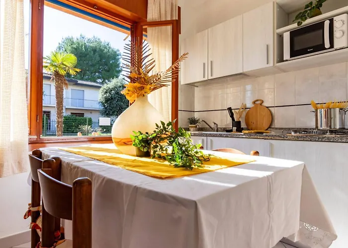 Lejlighed Cozy Flat With Shared Garden